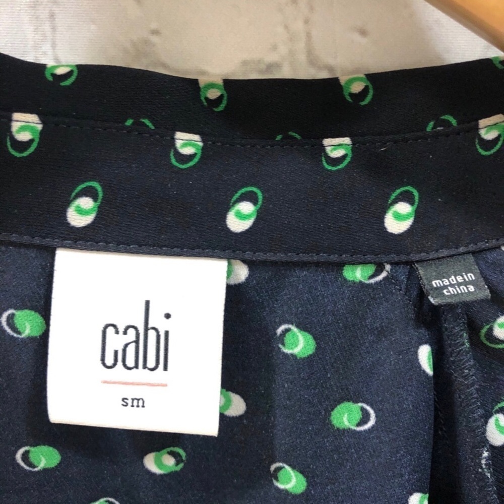 CAbi Martini Top Blouse Style #5019 Size Small Blue Green Button Front Polka Dot - Picture 8 of 10